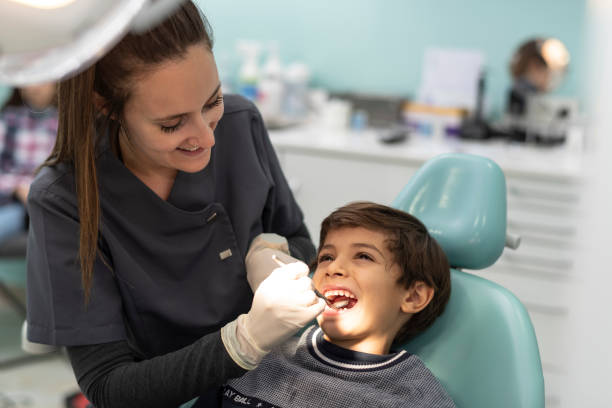 Best Urgent Tooth Repair  in Potterville, MI